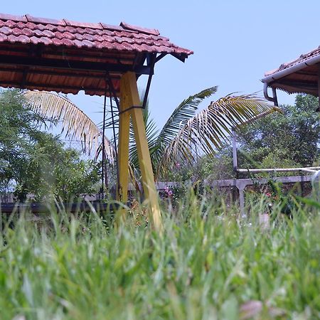 Mango Holiday Resort Kolhapur Luaran gambar
