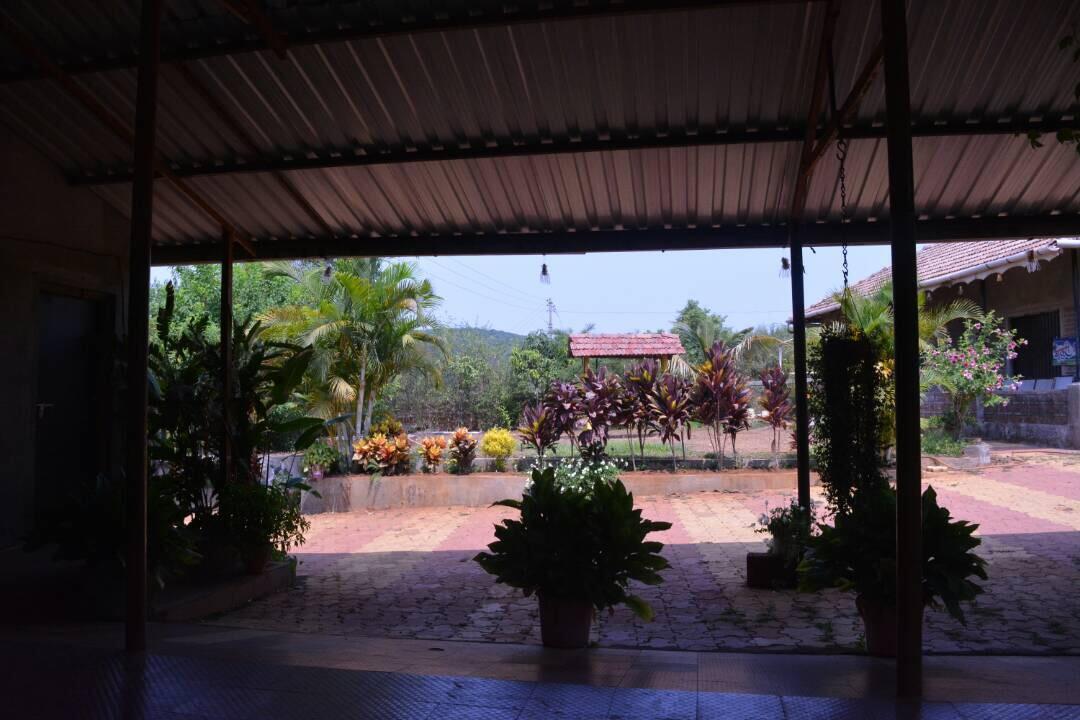 Mango Holiday Resort Kolhapur Luaran gambar