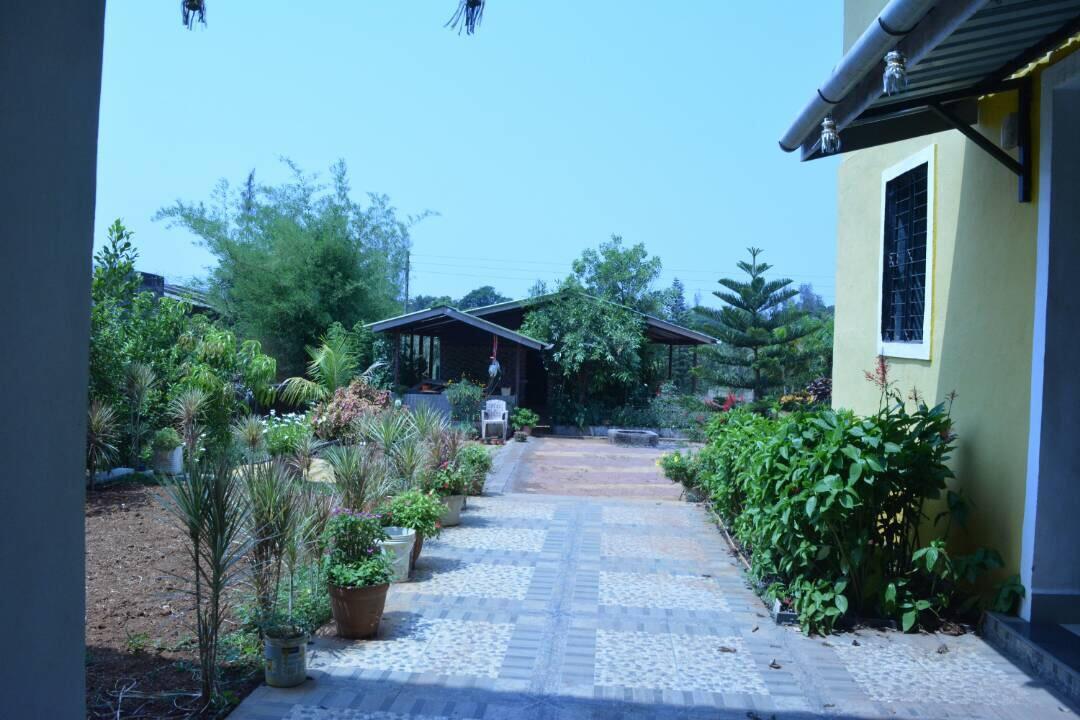 Mango Holiday Resort Kolhapur Luaran gambar